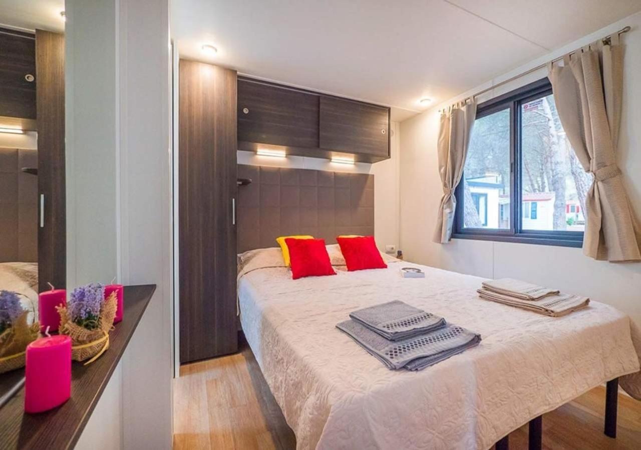 Camping Bijela Uvala - Eurocamp I Homair 波雷奇 客房 照片