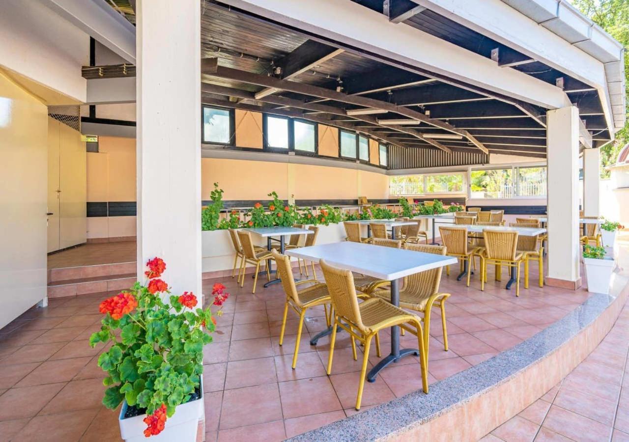 Camping Bijela Uvala - Eurocamp I Homair 波雷奇 外观 照片