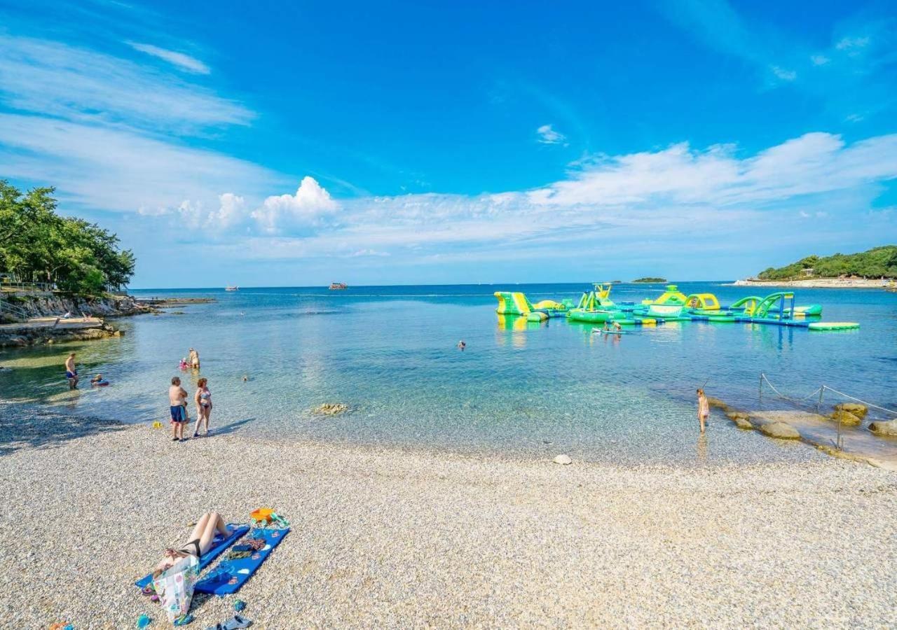 Camping Bijela Uvala - Eurocamp I Homair 波雷奇 外观 照片