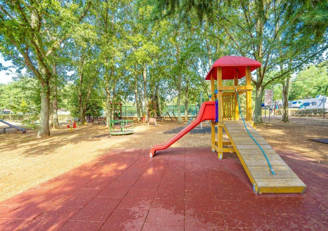 Camping Bijela Uvala - Eurocamp I Homair 波雷奇 外观 照片